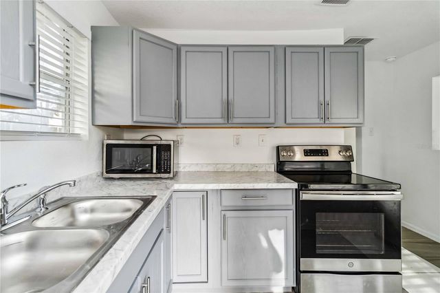 612 5TH AVENUE DRIVE E, Bradenton, FL 34208