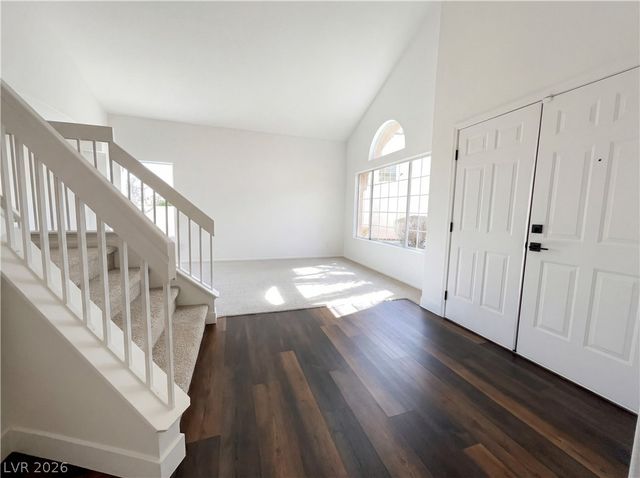 7848 Desert Bell Avenue, Las Vegas, NV 89128