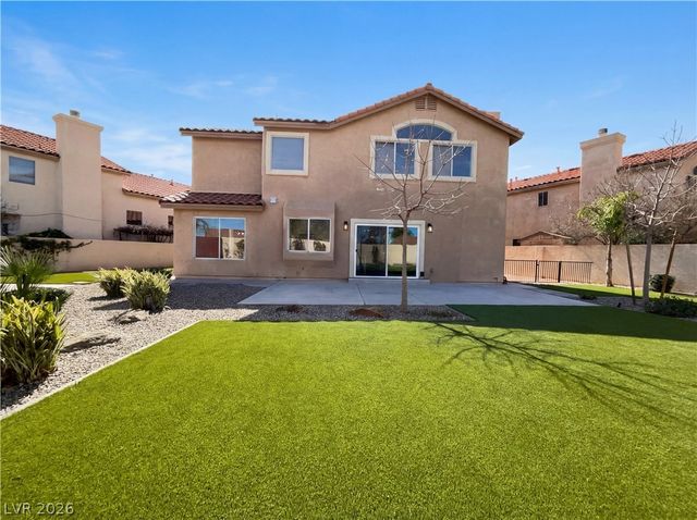 7848 Desert Bell Avenue, Las Vegas, NV 89128