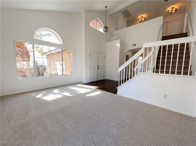 7848 Desert Bell Avenue, Las Vegas, NV 89128