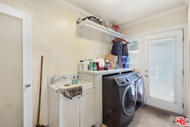 4098 W 23rd Street, Los Angeles, CA 90018