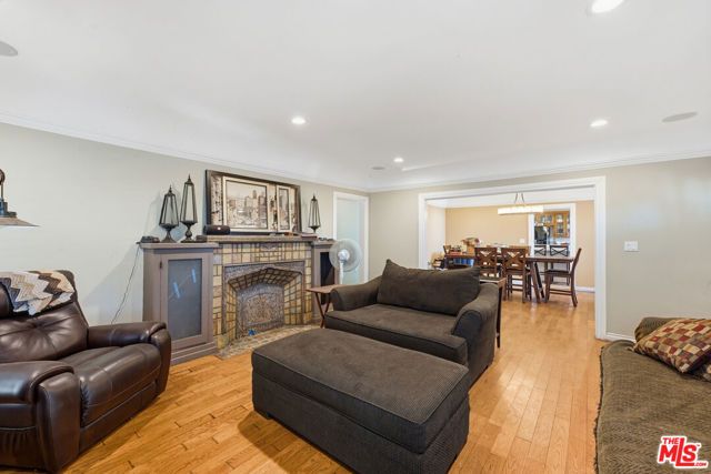 4098 W 23rd Street, Los Angeles, CA 90018