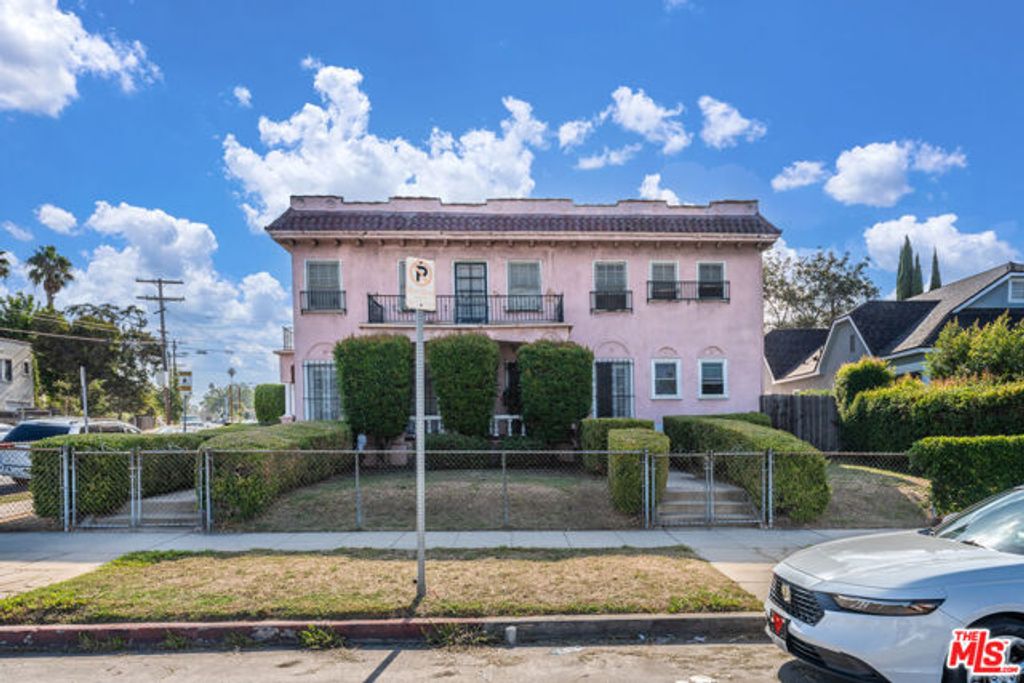 4098 W 23rd Street, Los Angeles, CA 90018