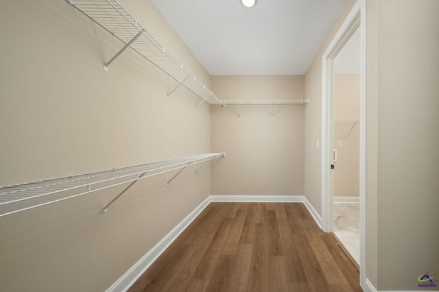 2 Pleasant Oaks Drive, Perry, GA 31069