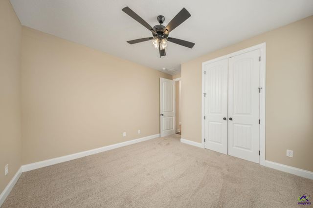 2 Pleasant Oaks Drive, Perry, GA 31069