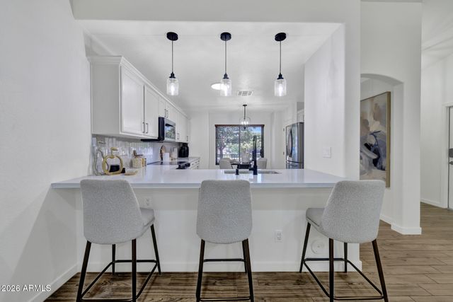 3249 E WILDHORSE Drive, Gilbert, AZ 85297