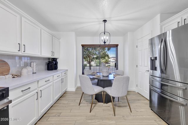 3249 E WILDHORSE Drive, Gilbert, AZ 85297
