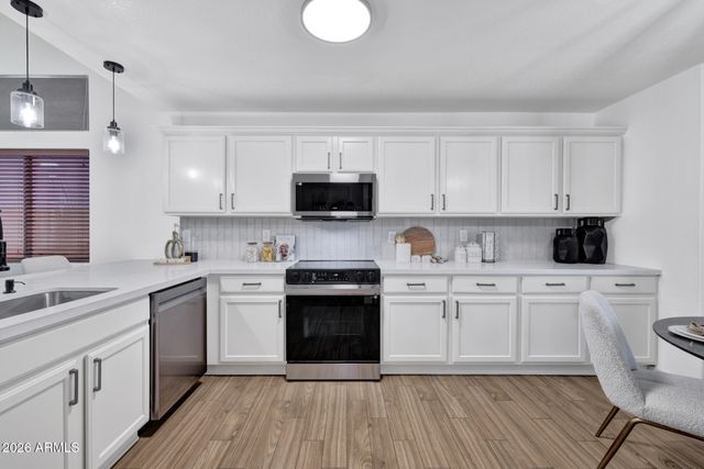 3249 E WILDHORSE Drive, Gilbert, AZ 85297
