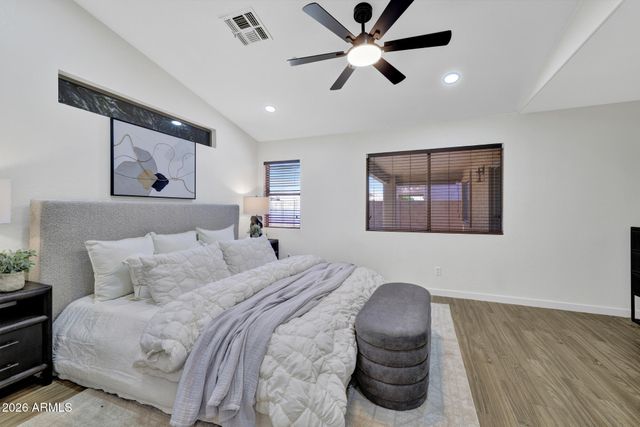 3249 E WILDHORSE Drive, Gilbert, AZ 85297