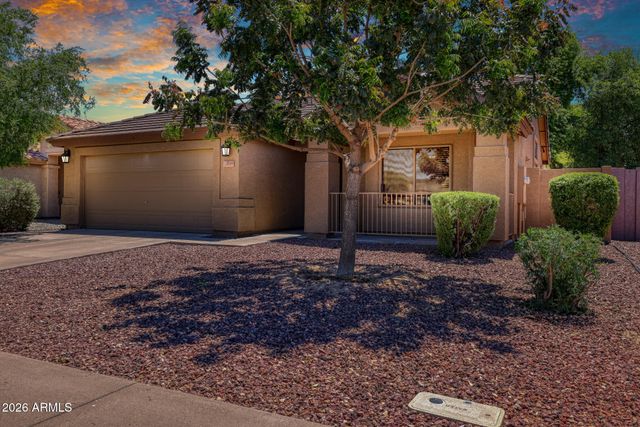 3249 E WILDHORSE Drive, Gilbert, AZ 85297