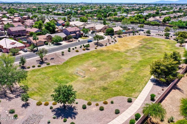 3249 E WILDHORSE Drive, Gilbert, AZ 85297