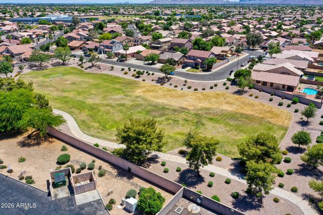 3249 E WILDHORSE Drive, Gilbert, AZ 85297