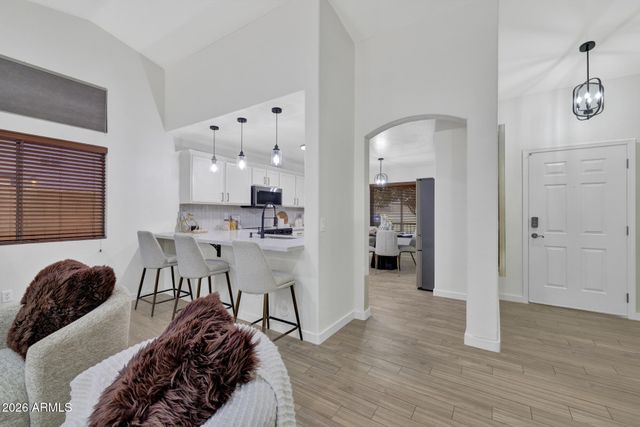 3249 E WILDHORSE Drive, Gilbert, AZ 85297