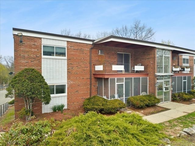 115 Grove St 1, Boston, MA 02132