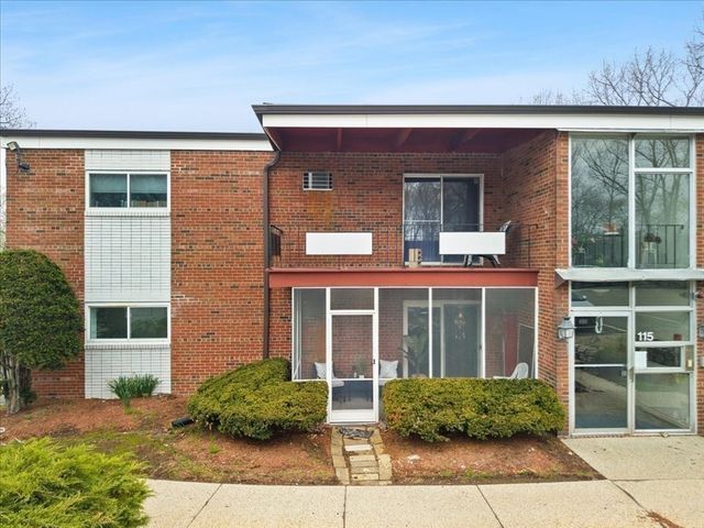 115 Grove St 1, Boston, MA 02132