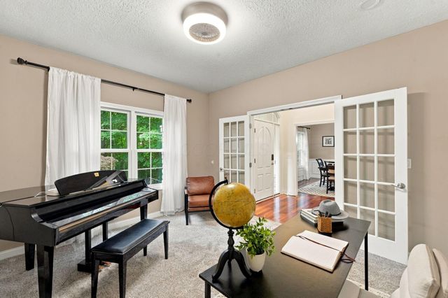 10265 Carmel Drive, Plain City, OH 43064
