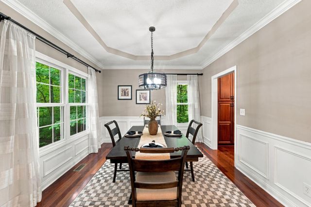 10265 Carmel Drive, Plain City, OH 43064