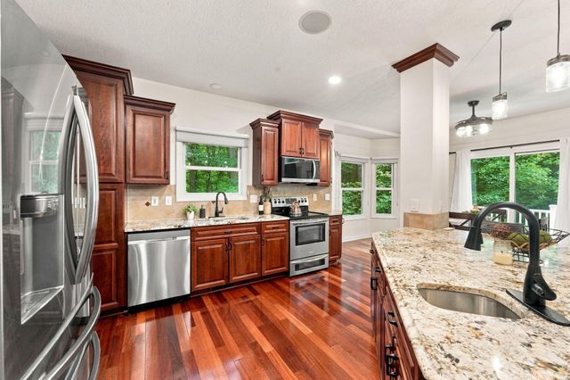 10265 Carmel Drive, Plain City, OH 43064