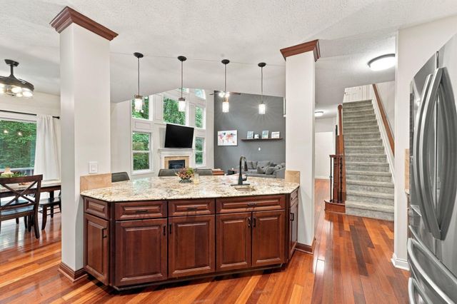 10265 Carmel Drive, Plain City, OH 43064