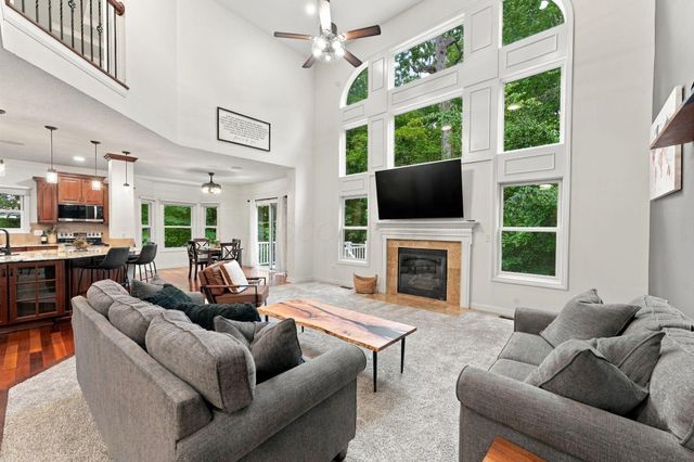 10265 Carmel Drive, Plain City, OH 43064