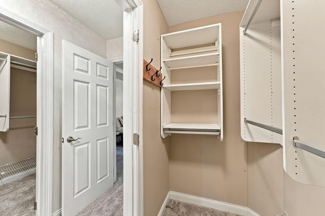 10265 Carmel Drive, Plain City, OH 43064
