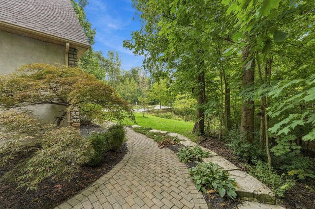 10265 Carmel Drive, Plain City, OH 43064