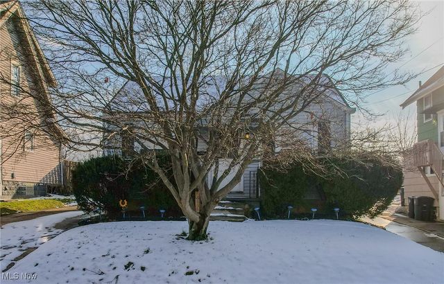 64 Palmetto Avenue, Akron, OH 44301