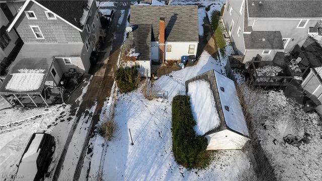 64 Palmetto Avenue, Akron, OH 44301