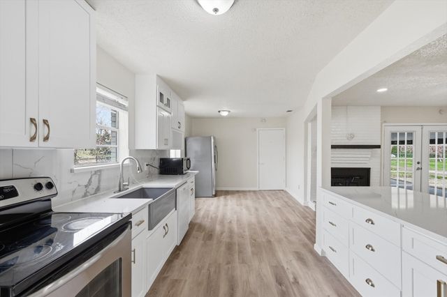 3913 Hickox Road, Rowlett, TX 75089