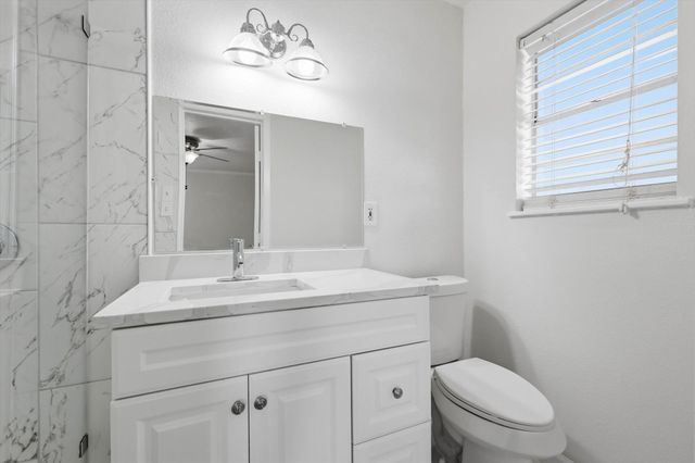 3913 Hickox Road, Rowlett, TX 75089