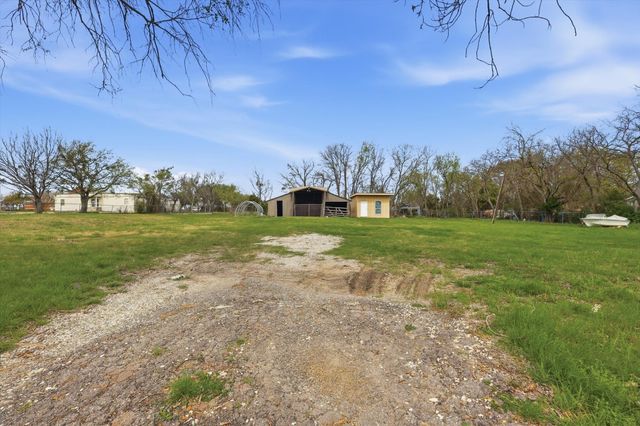 3913 Hickox Road, Rowlett, TX 75089