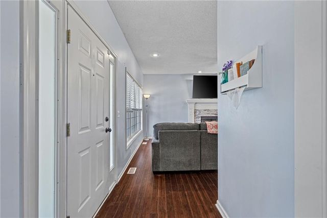 22217 W 51st Street, Shawnee, KS 66226