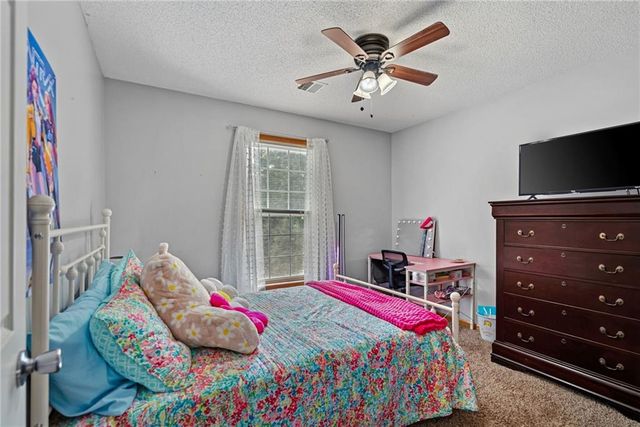 22217 W 51st Street, Shawnee, KS 66226