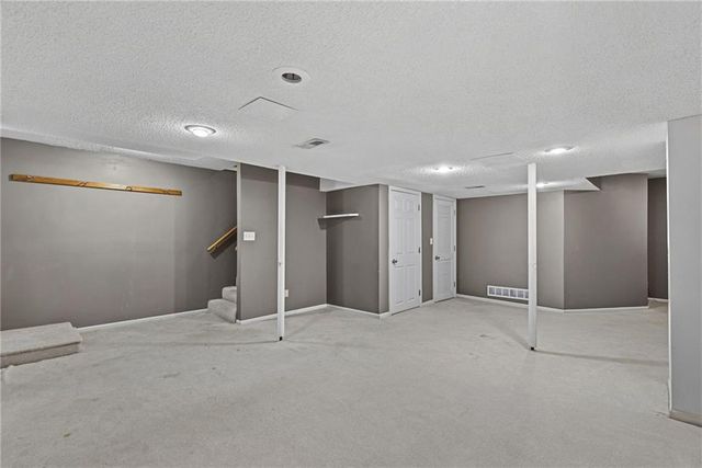 22217 W 51st Street, Shawnee, KS 66226