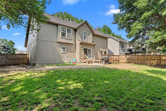 22217 W 51st Street, Shawnee, KS 66226