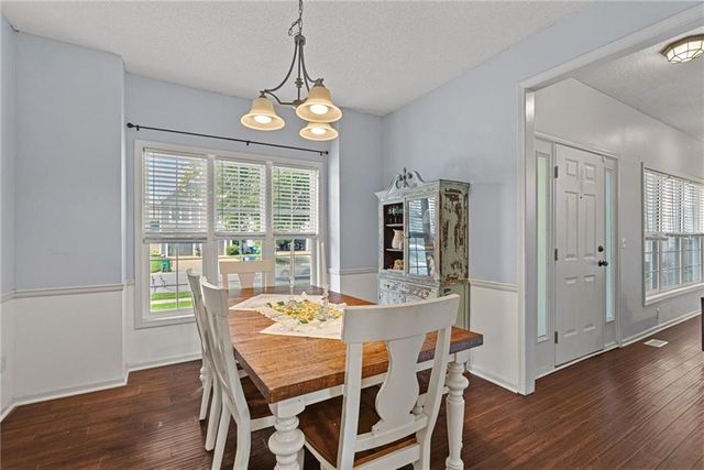 22217 W 51st Street, Shawnee, KS 66226