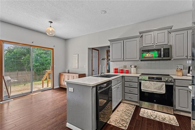 22217 W 51st Street, Shawnee, KS 66226