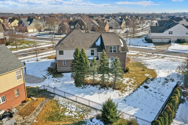 13866 Four Seasons Way, Carmel, IN 46074