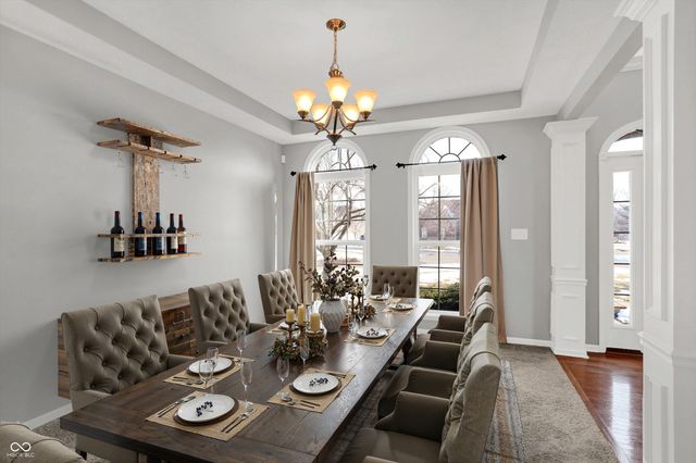 13866 Four Seasons Way, Carmel, IN 46074