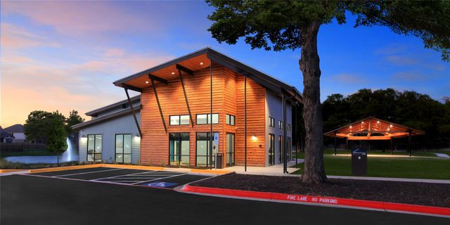 102 Pinyon Pine DR, Bastrop, TX 78602