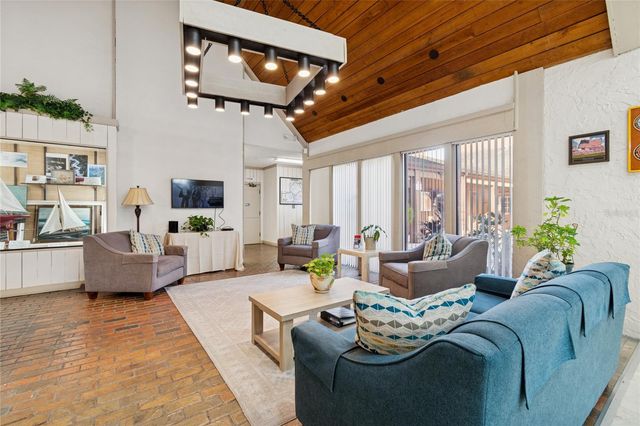 7501 WOODBOX ROW, Hudson, FL 34667