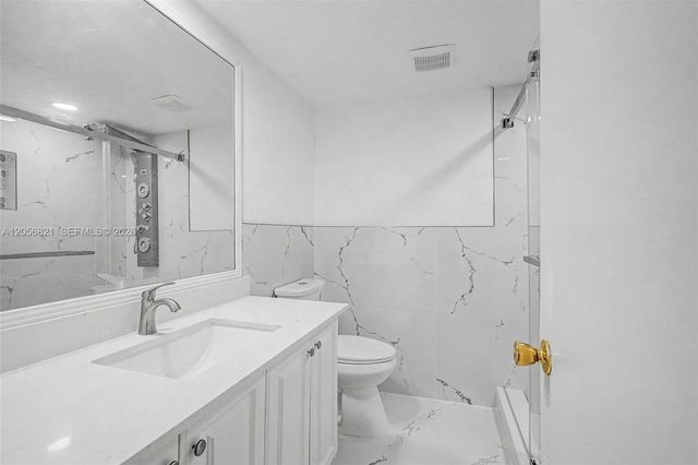 6709 N Kendall Drive 223, Pinecrest, FL 33156