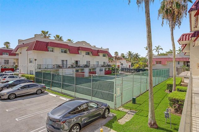 6709 N Kendall Drive 223, Pinecrest, FL 33156