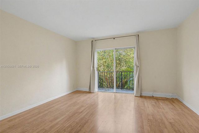 6709 N Kendall Drive 223, Pinecrest, FL 33156