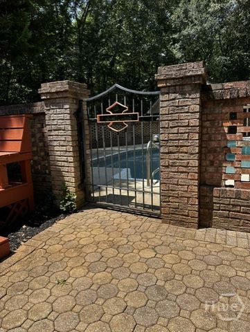 1010 Double Bridges Road, Winterville, GA 30683