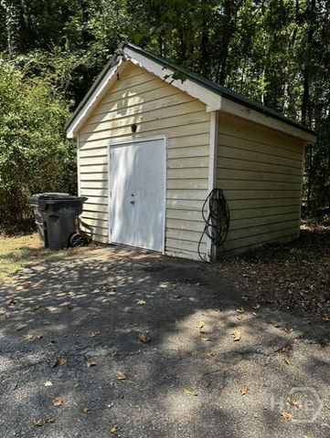 1010 Double Bridges Road, Winterville, GA 30683