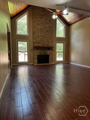 1010 Double Bridges Road, Winterville, GA 30683