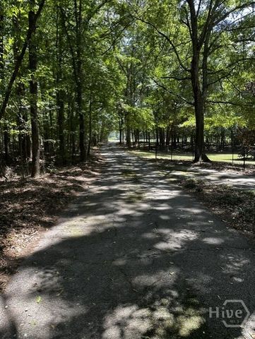 1010 Double Bridges Road, Winterville, GA 30683