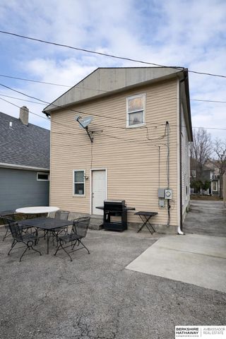 2707 Howard Street, Omaha, NE 68105