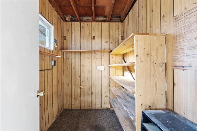 1221 E 25th Avenue, Kansas City, MO 64116